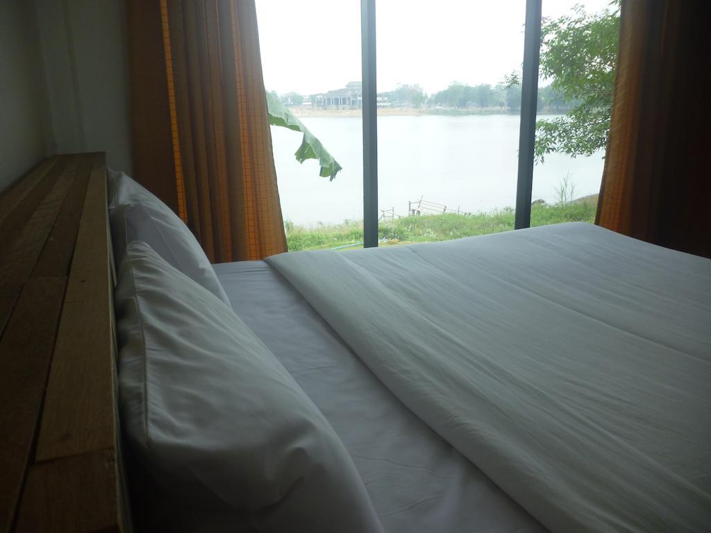 Baan Din Baramee Resort Kamphaeng Phet Room photo